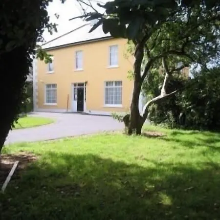 The Orchard 3* Newcastle West