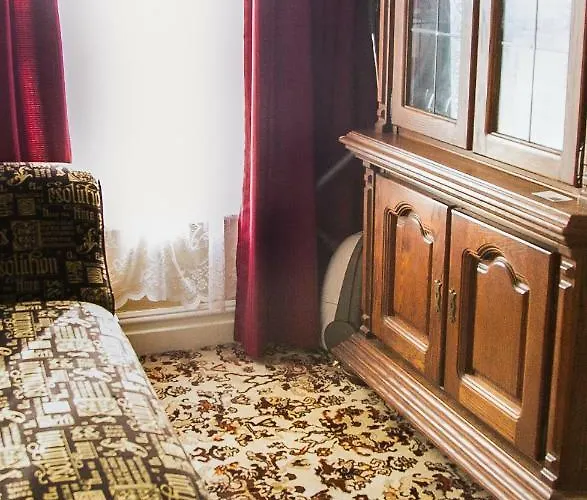 The Orchard 3* Newcastle West